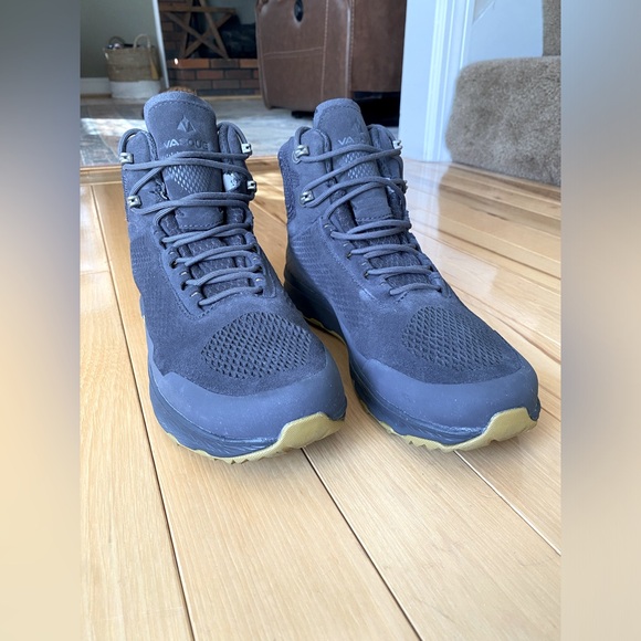 SOLD - Picture 2 of 9